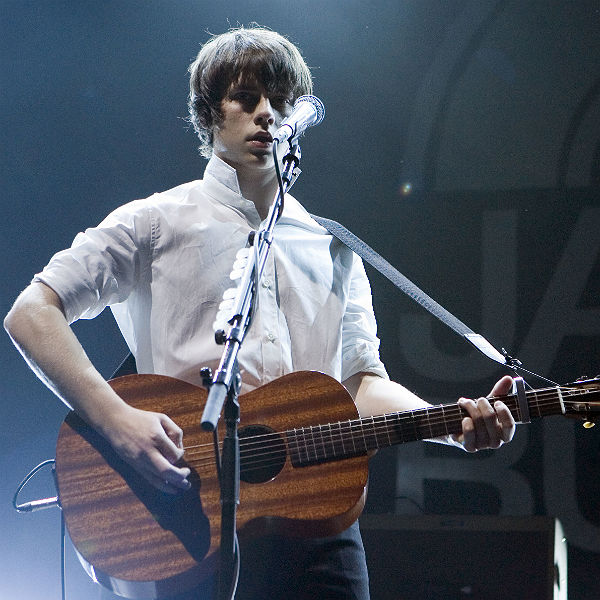 8 photos of Jake Bugg live at Glasgow Royal Concert Hall